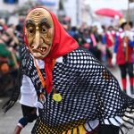 Hirrlingen 06.02.2023
Fasnet, Umzug Orginalen Hirrlinger Schlosshexen: Schlosshexe
Ordner, Start
FOTO: ULMER
xxNOxMODELxRELEASExx